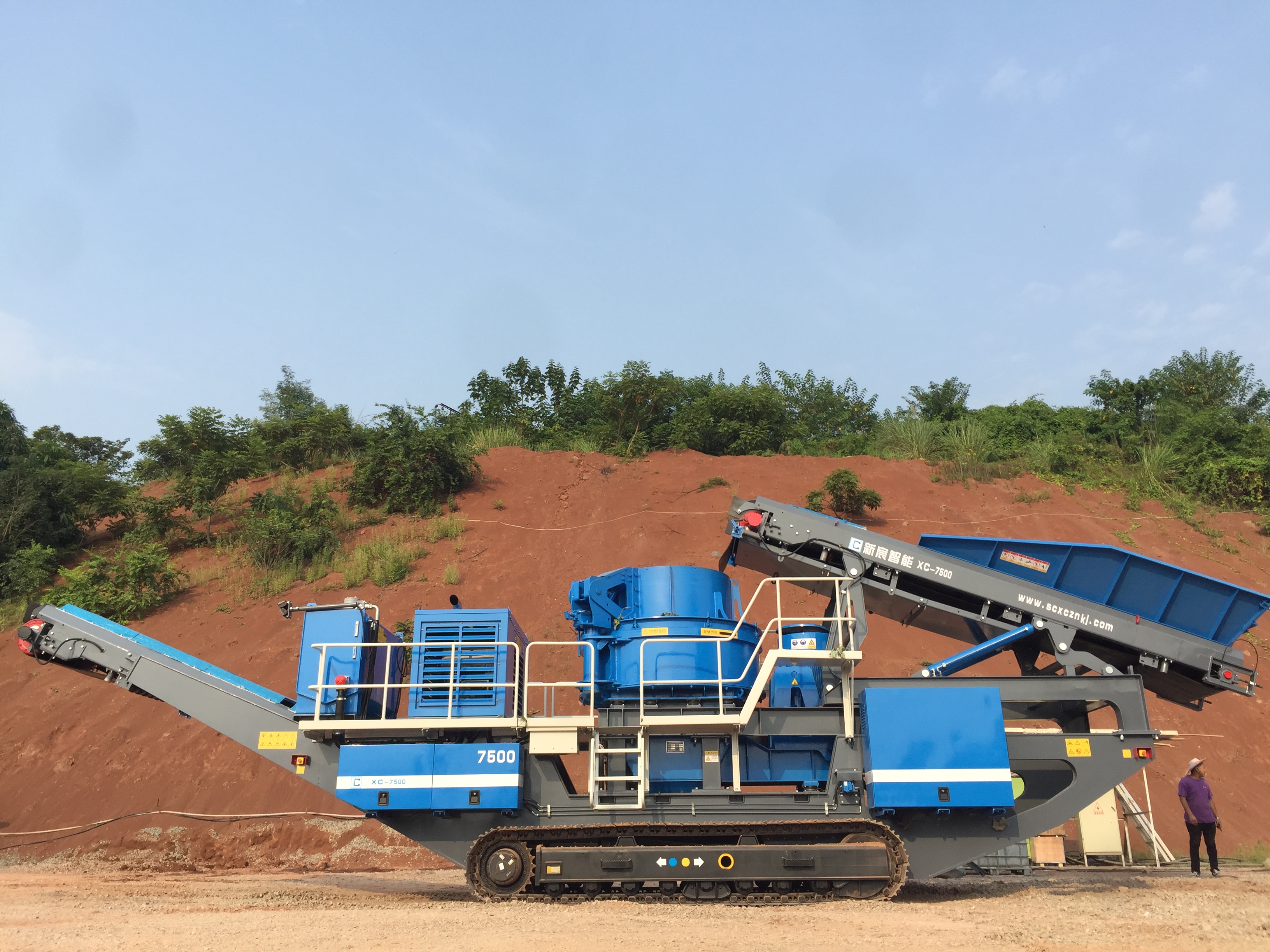 What are the effects of low temperature environment on mine production when low temperature strikes in winter? How to realize normal production of crusher under low temperature?
