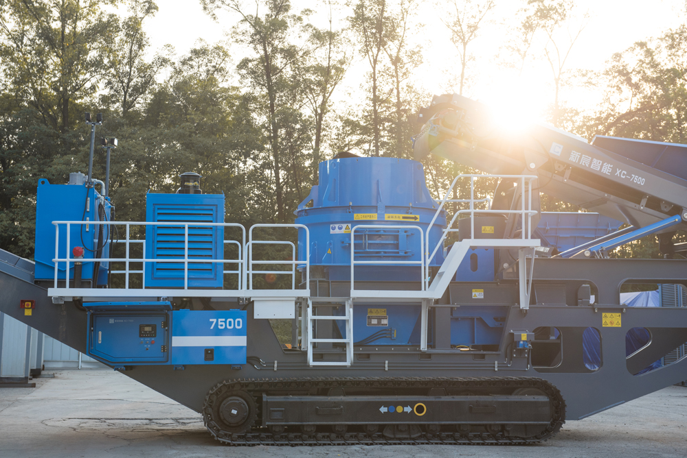 What if the rotor parts of vertical shaft impact sand making machine are seriously worn? Maintenance and repair standards teach you